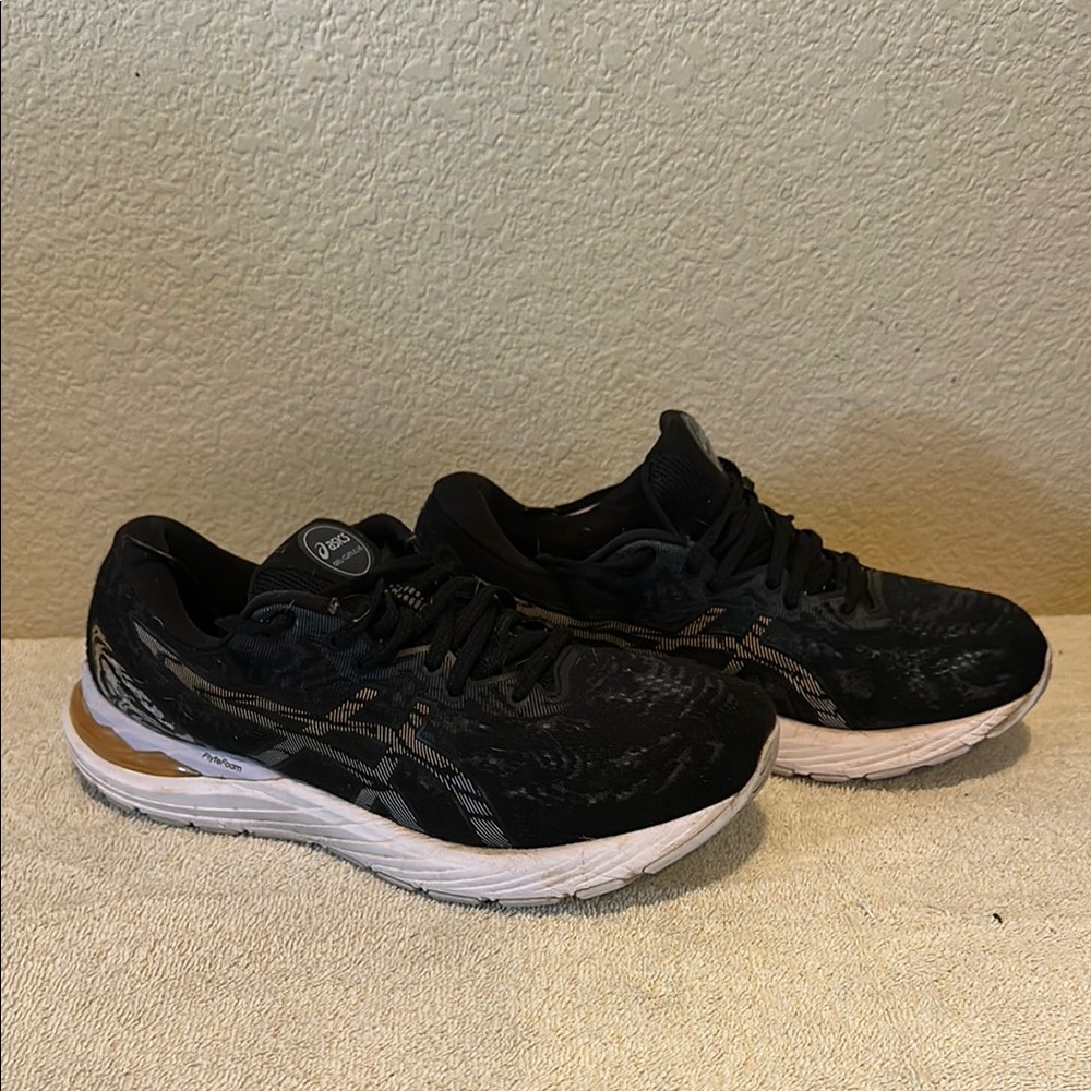 ASICS Gel Cumulus 23 Athletic Shoes